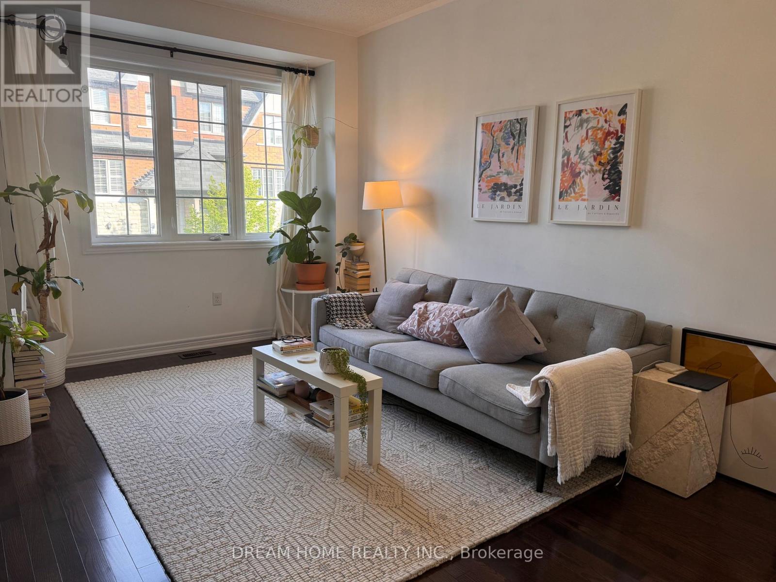 1408 Granrock Crescent, Mississauga, Ontario  L5V 0E1 - Photo 2 - W12208652