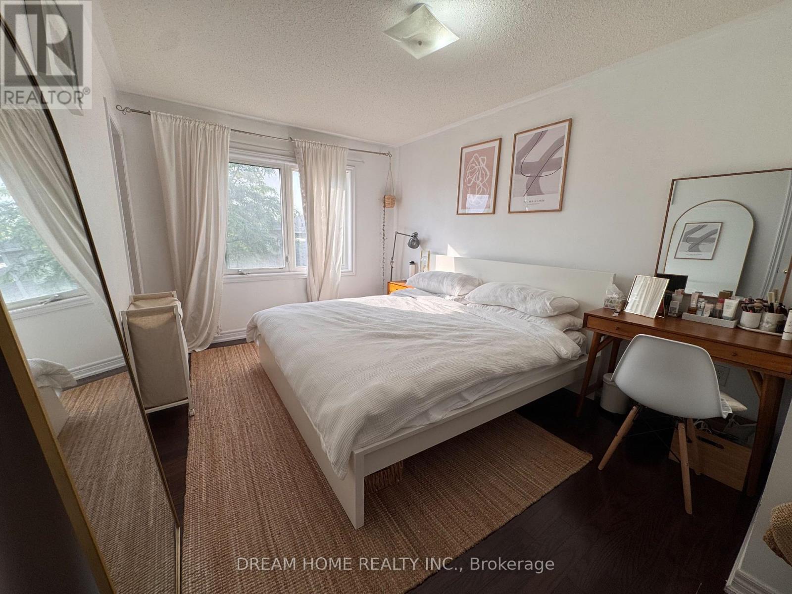 1408 Granrock Crescent, Mississauga, Ontario  L5V 0E1 - Photo 24 - W12208652