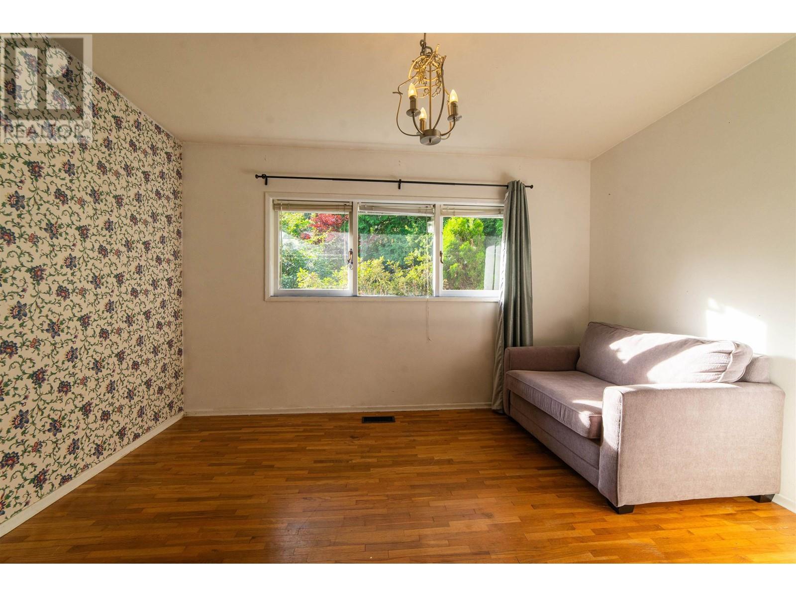 1082 Calverhall Street, North Vancouver, British Columbia  V7L 1Y3 - Photo 8 - R3012763
