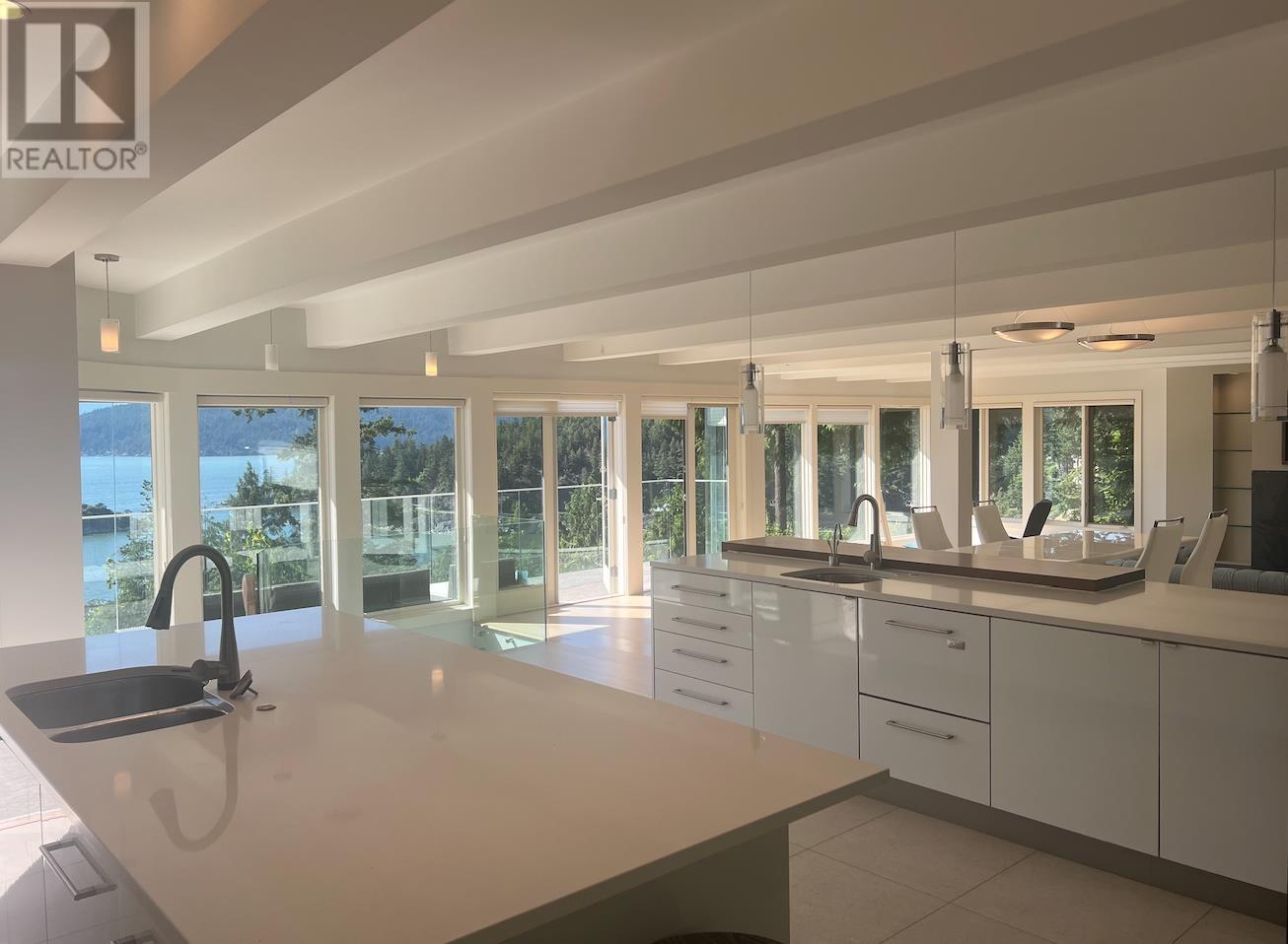 6175 Nelson Avenue, West Vancouver, British Columbia  V7W 2A1 - Photo 14 - R3009261
