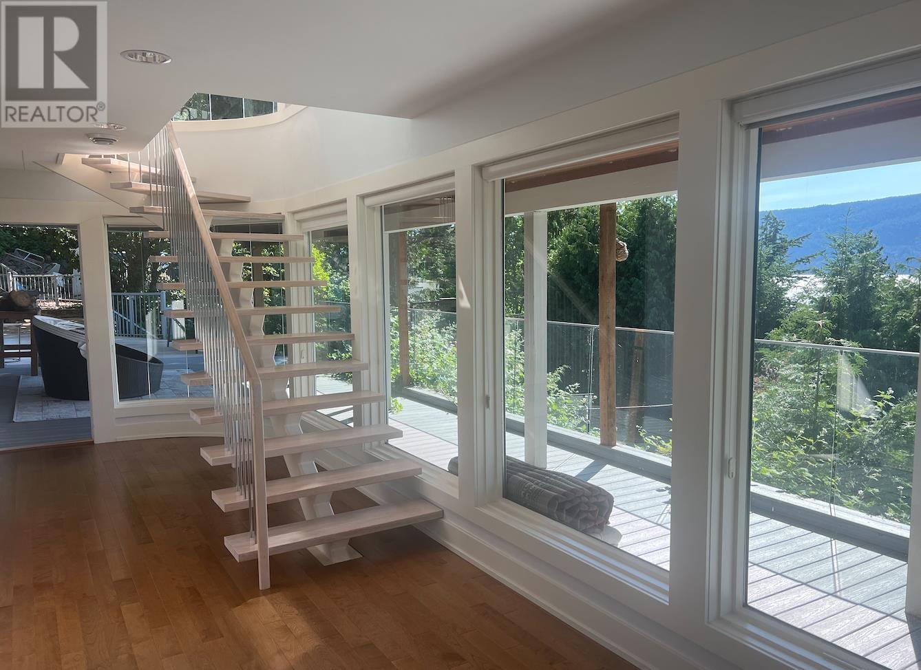 6175 Nelson Avenue, West Vancouver, British Columbia  V7W 2A1 - Photo 24 - R3009261