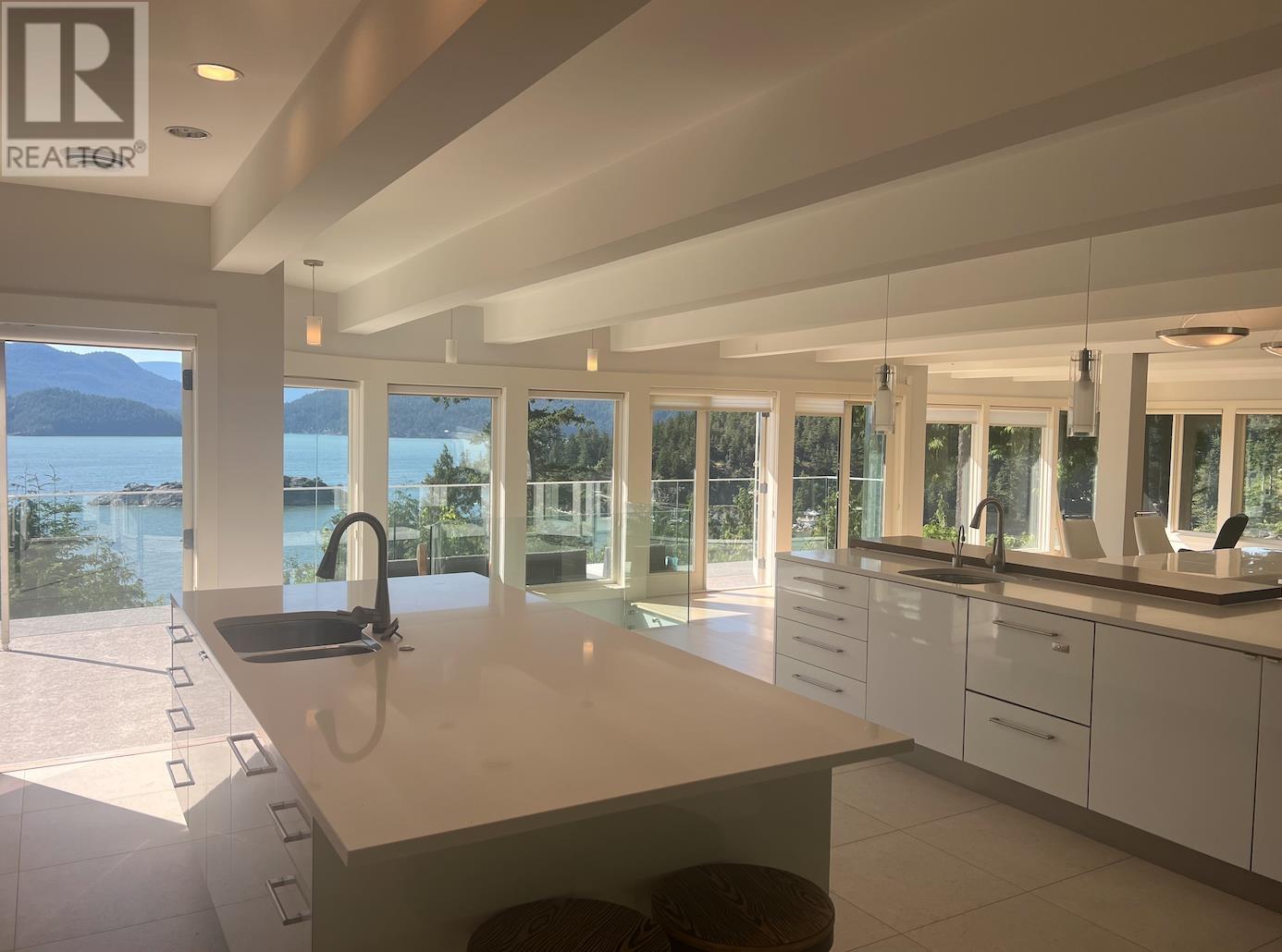 6175 Nelson Avenue, West Vancouver, British Columbia  V7W 2A1 - Photo 17 - R3009261