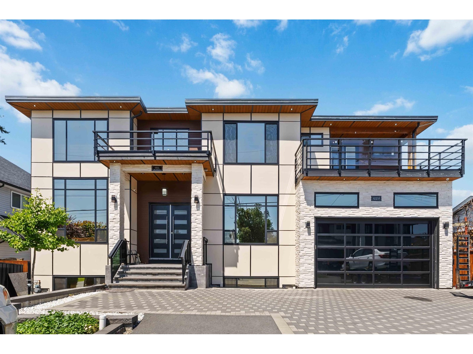 32235 Pineview Avenue, Abbotsford, British Columbia  V2T 1R2 - Photo 1 - R3012751