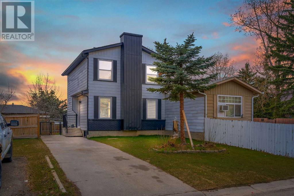 62 Deer Ridge Way Se, Calgary, Alberta  T2J 5Y6 - Photo 1 - A2226209
