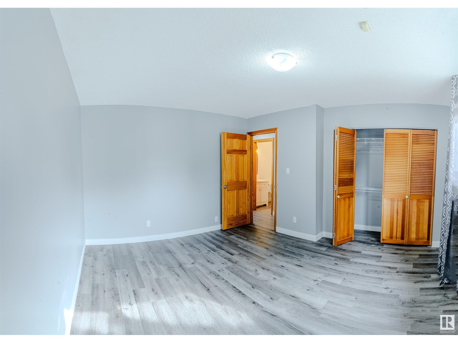 1240 65 St Nw, Edmonton, Alberta  T6L 2E7 - Photo 8 - E4441429