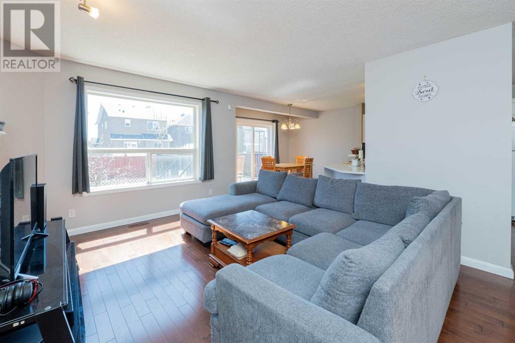 39 Saddleridge Close Ne, Calgary, Alberta  T3Z 0A1 - Photo 4 - A2219036