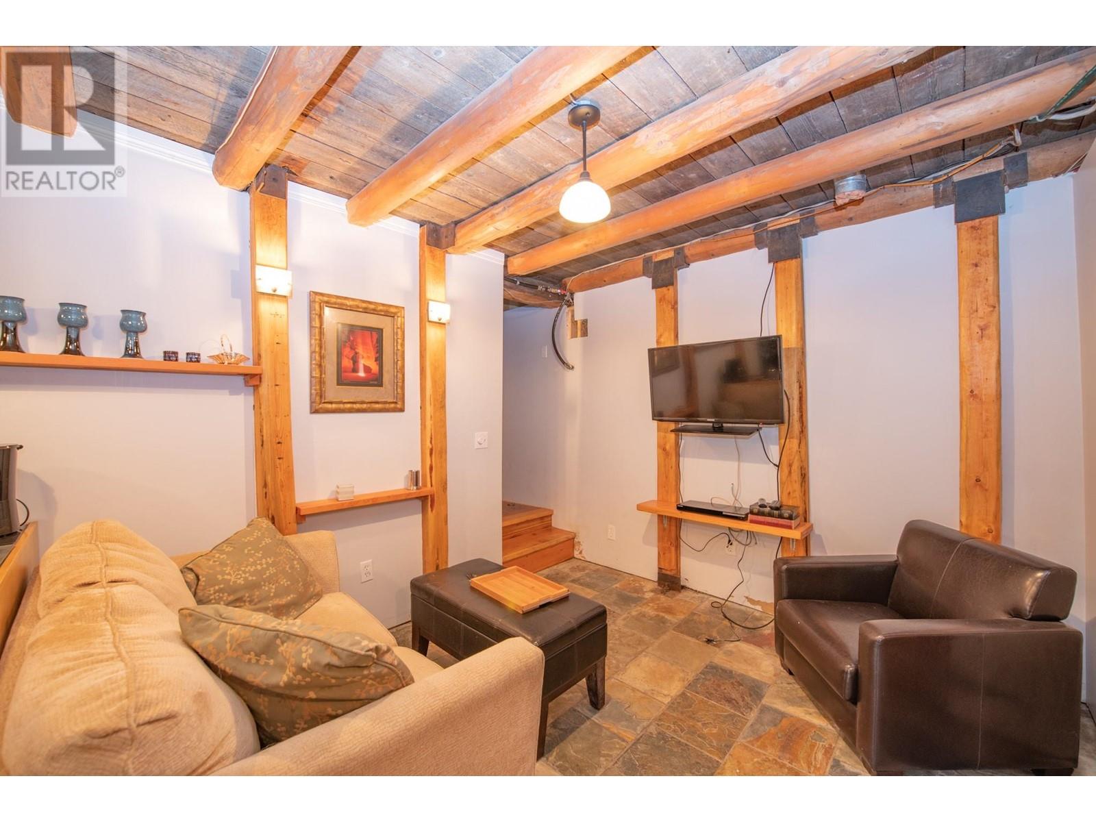735 Highway 6 Highway, Cherryville, British Columbia  V0E 2G3 - Photo 21 - 10334459