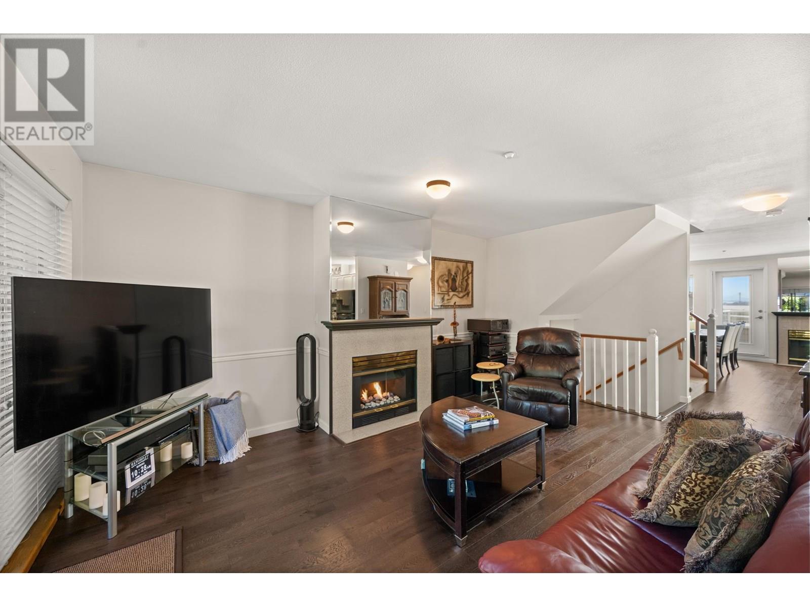 13 323 Governors Court, New Westminster, British Columbia  V3L 5S6 - Photo 3 - R3012886
