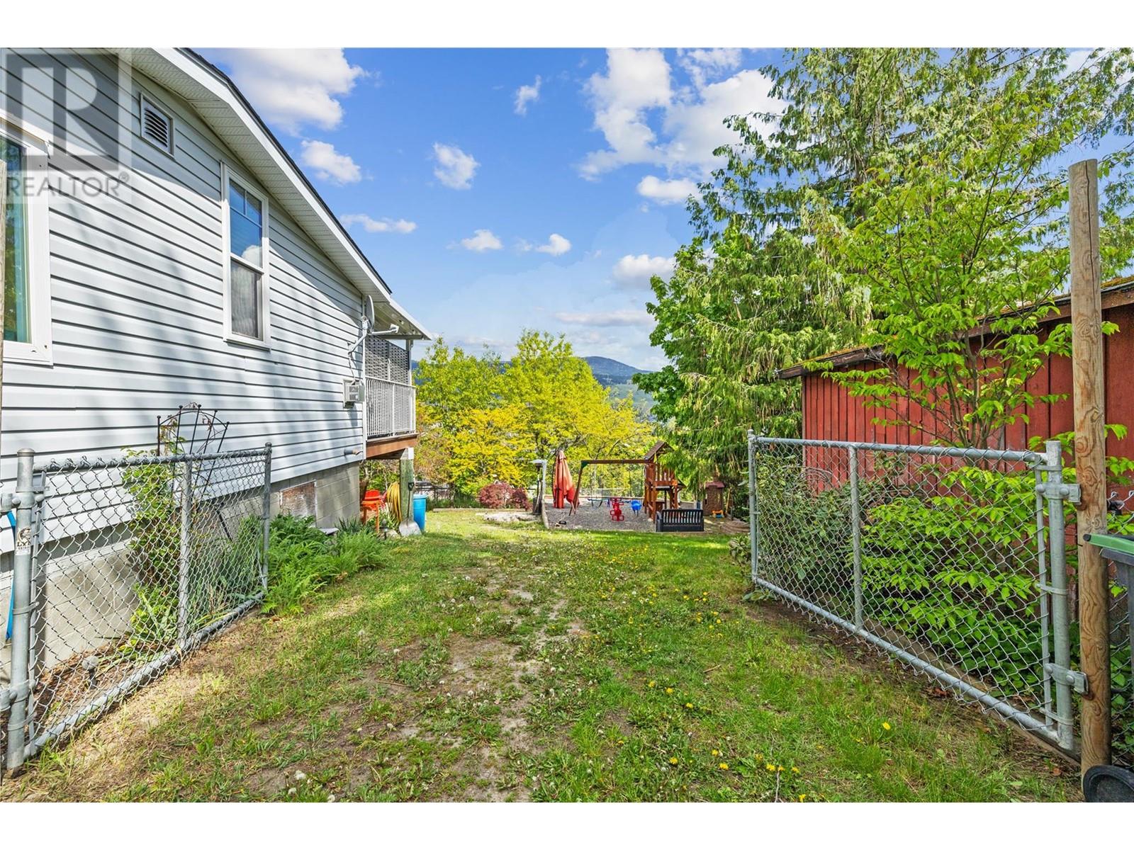 11331 Bond Road, Lake Country, British Columbia  V4V 1J5 - Photo 7 - 10348916