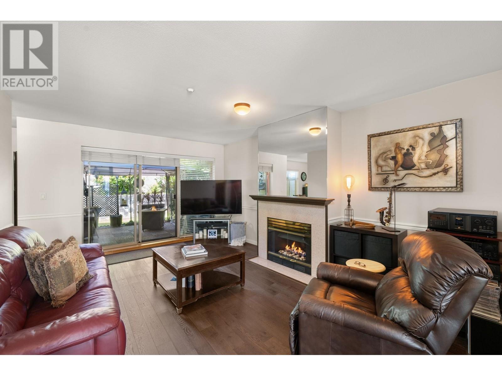 13 323 Governors Court, New Westminster, British Columbia  V3L 5S6 - Photo 2 - R3012886