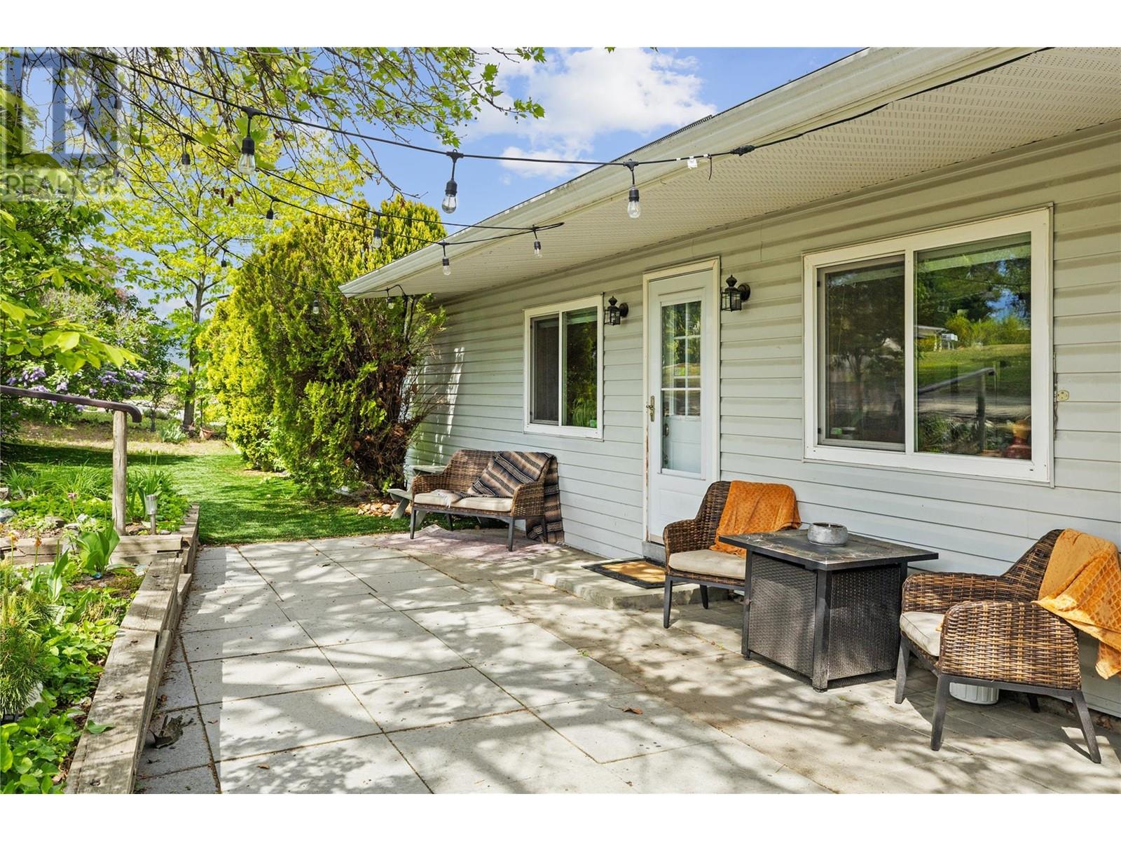 11331 Bond Road, Lake Country, British Columbia  V4V 1J5 - Photo 3 - 10348916