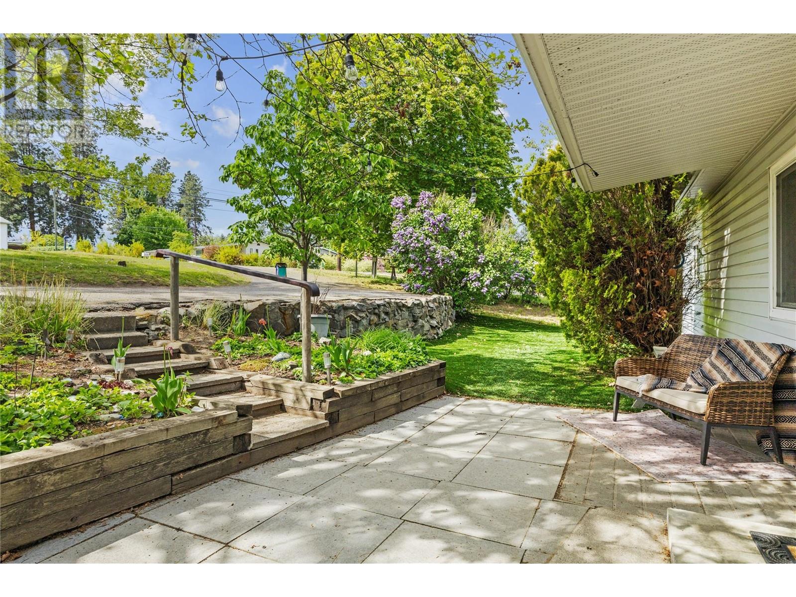 11331 Bond Road, Lake Country, British Columbia  V4V 1J5 - Photo 4 - 10348916