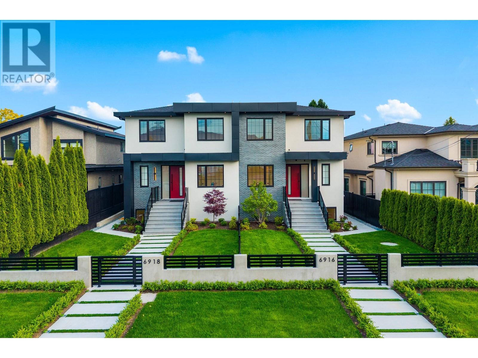 6918 Union Street, Burnaby, British Columbia  V5B 1X5 - Photo 1 - R3013325
