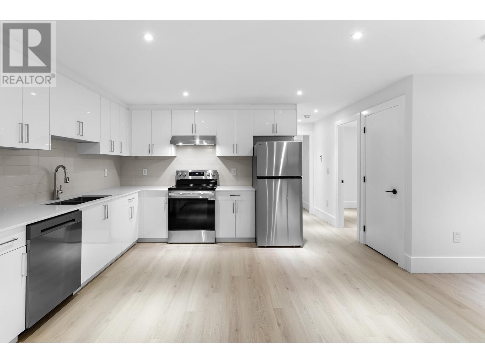 6918 Union Street, Burnaby, British Columbia  V5B 1X5 - Photo 34 - R3013325