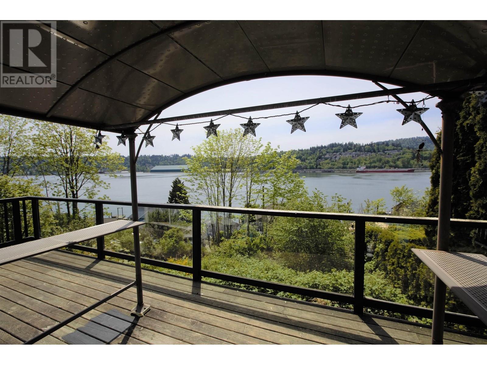 940 Ioco Road, Port Moody, British Columbia  V3H 2X1 - Photo 5 - R3012562