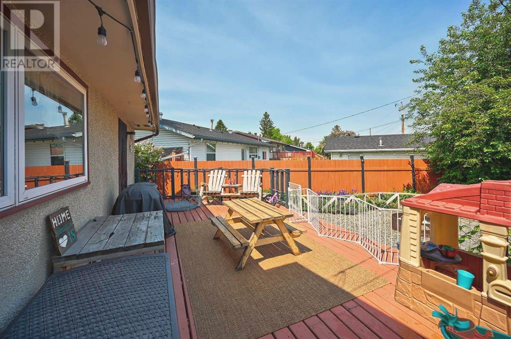 416 Penbrooke Crescent Se, Calgary, Alberta  T2A 3T7 - Photo 27 - A2227096