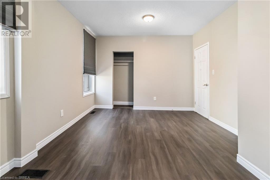 160 Nelson Street, Brantford, Ontario  N3S 4B6 - Photo 16 - 40704573