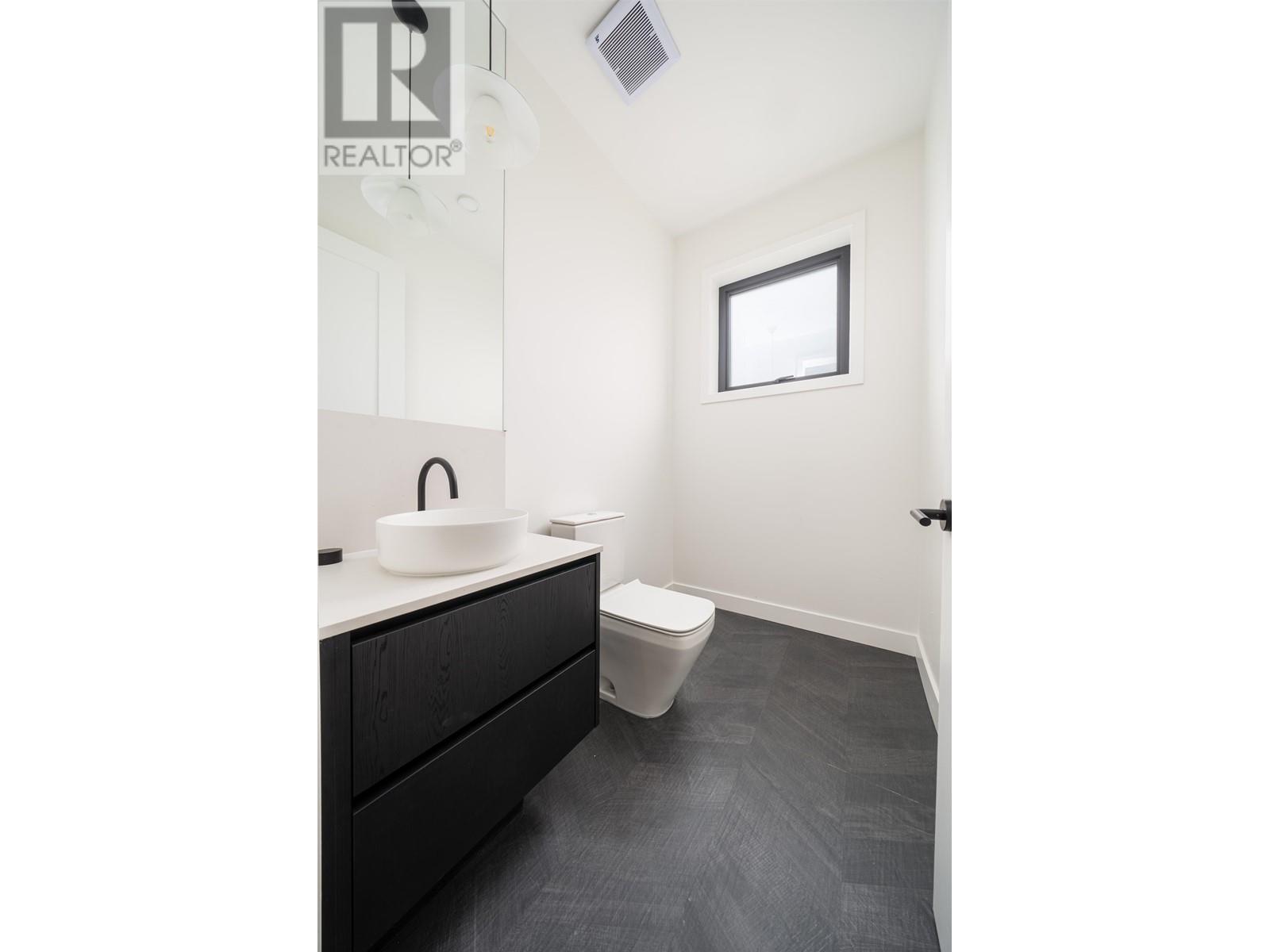 8088 Laurel Street, Vancouver, British Columbia  V6P 3V1 - Photo 7 - R3013273