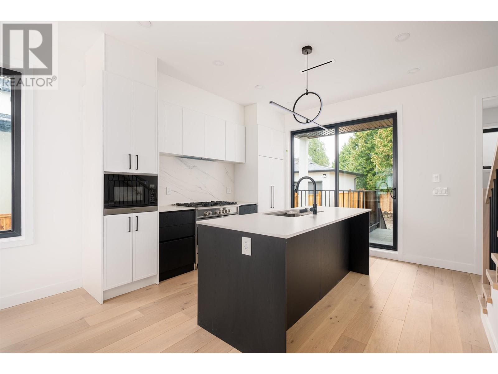 8088 Laurel Street, Vancouver, British Columbia  V6P 3V1 - Photo 5 - R3013273