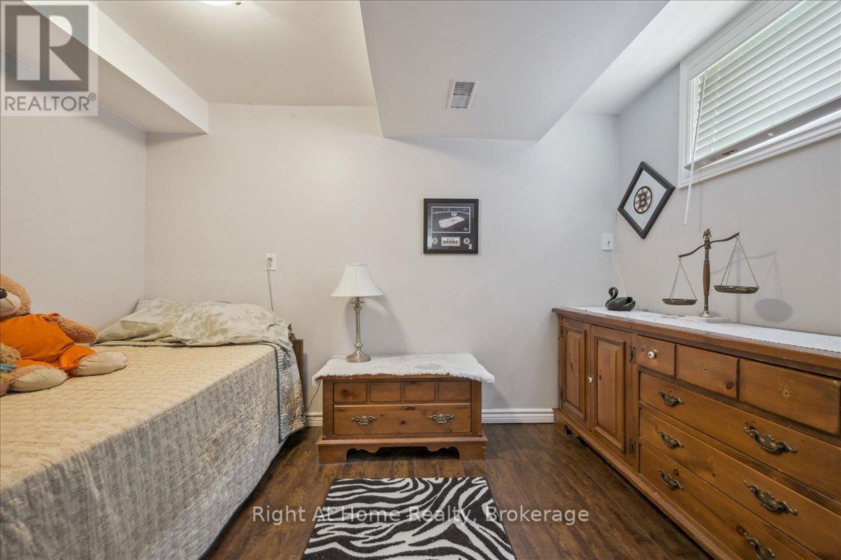 357 Seaton Drive, Oakville, Ontario  L6L 3X9 - Photo 37 - W12208726