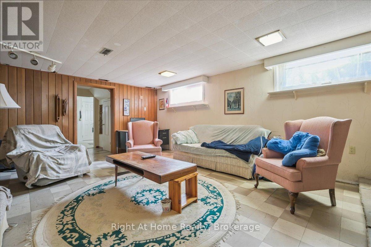 357 Seaton Drive, Oakville, Ontario  L6L 3X9 - Photo 39 - W12208726