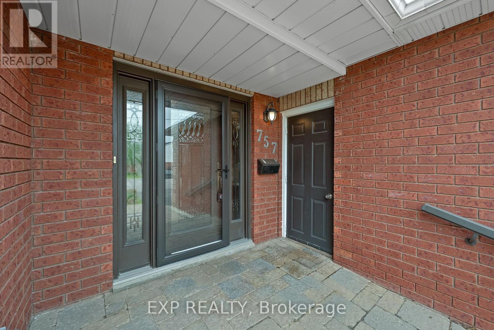 757 Beatty Crescent, Cobourg, Ontario  K9A 5K7 - Photo 5 - X12208714