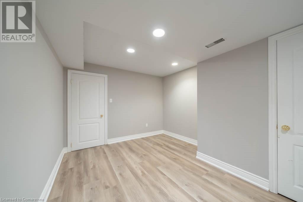 4 Cabriolet Crescent, Ancaster, Ontario  L9K 1K6 - Photo 33 - 40738791