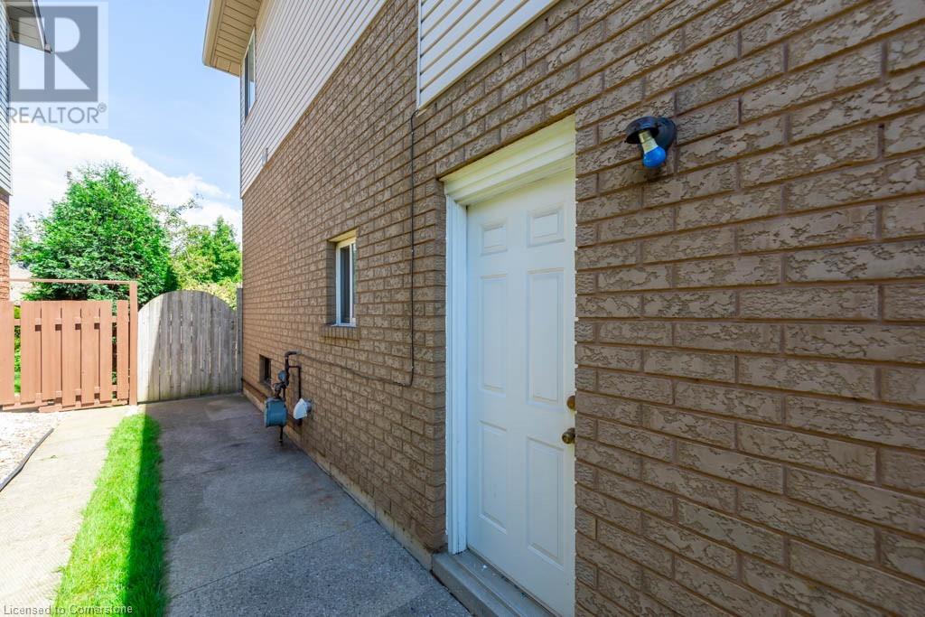 4 Cabriolet Crescent, Ancaster, Ontario  L9K 1K6 - Photo 5 - 40738791