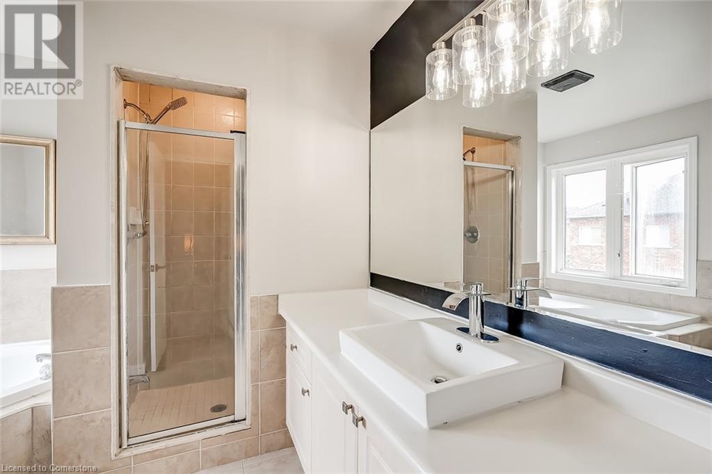 2214 Kenneth Crescent, Burlington, Ontario  L7L 6V7 - Photo 25 - 40737753