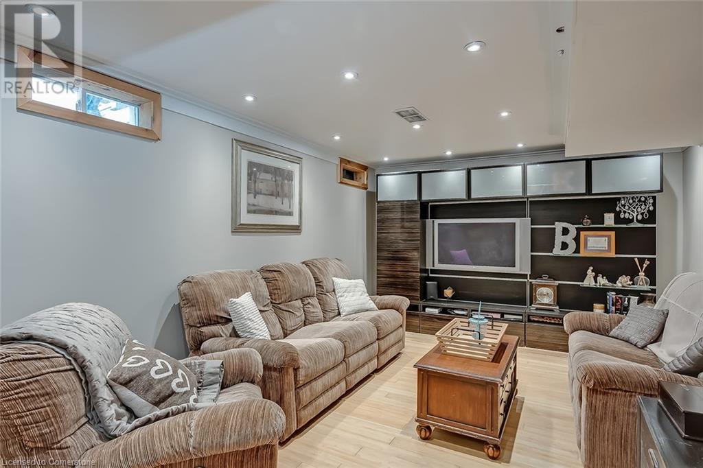 2214 Kenneth Crescent, Burlington, Ontario  L7L 6V7 - Photo 35 - 40737753
