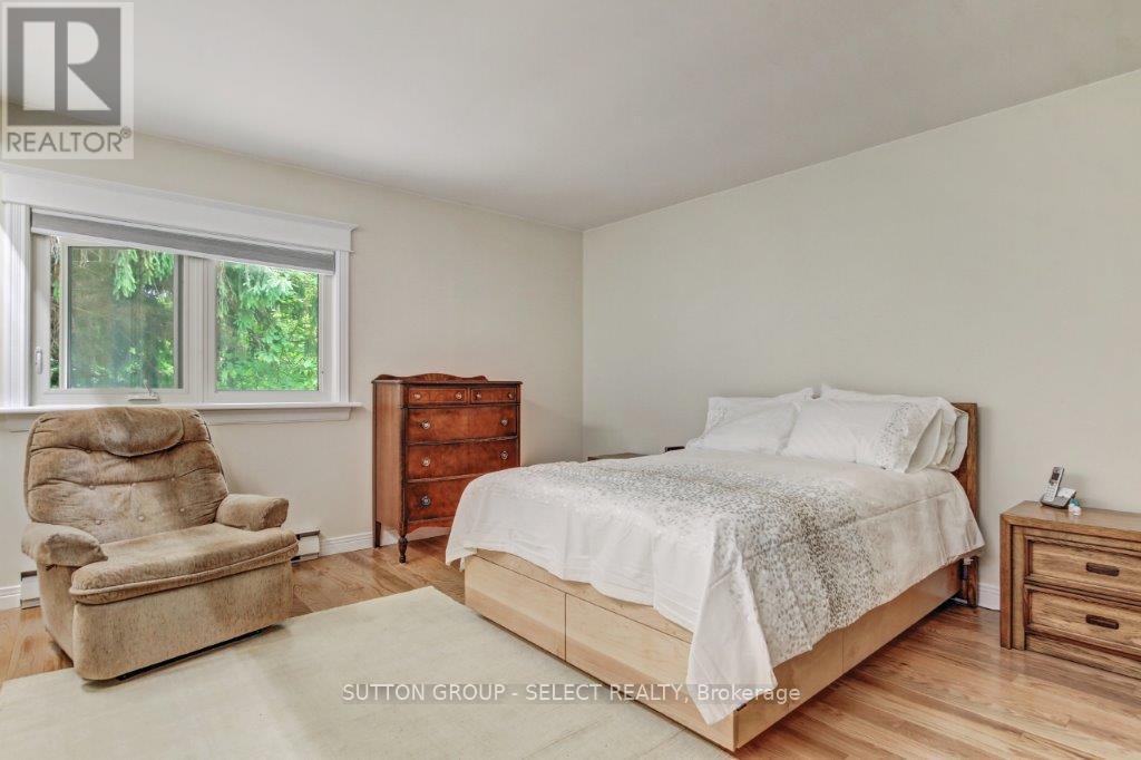 23471 Heritage Road, Thames Centre, Ontario  N0M 2P0 - Photo 24 - X12207780
