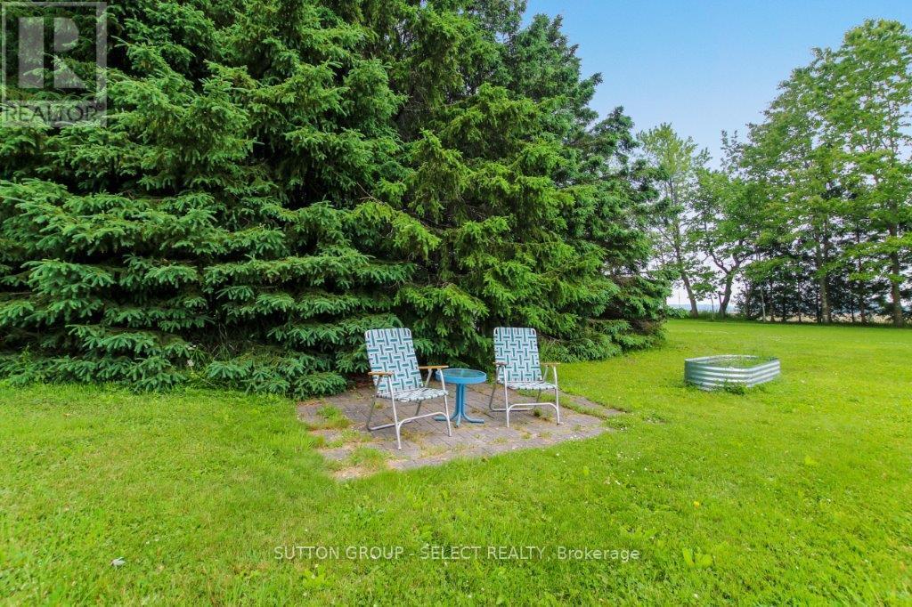 23471 Heritage Road, Thames Centre, Ontario  N0M 2P0 - Photo 35 - X12207780