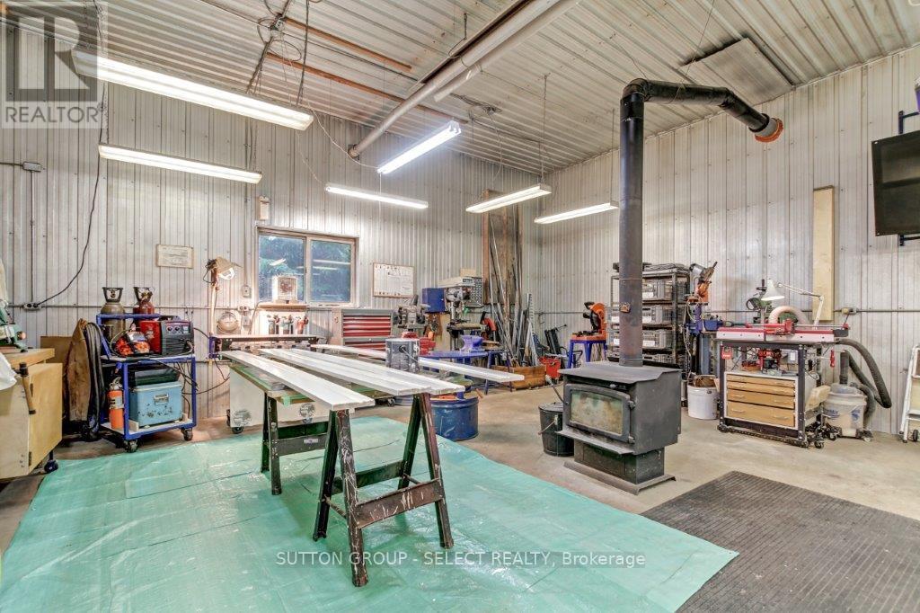 23471 Heritage Road, Thames Centre, Ontario  N0M 2P0 - Photo 41 - X12207780