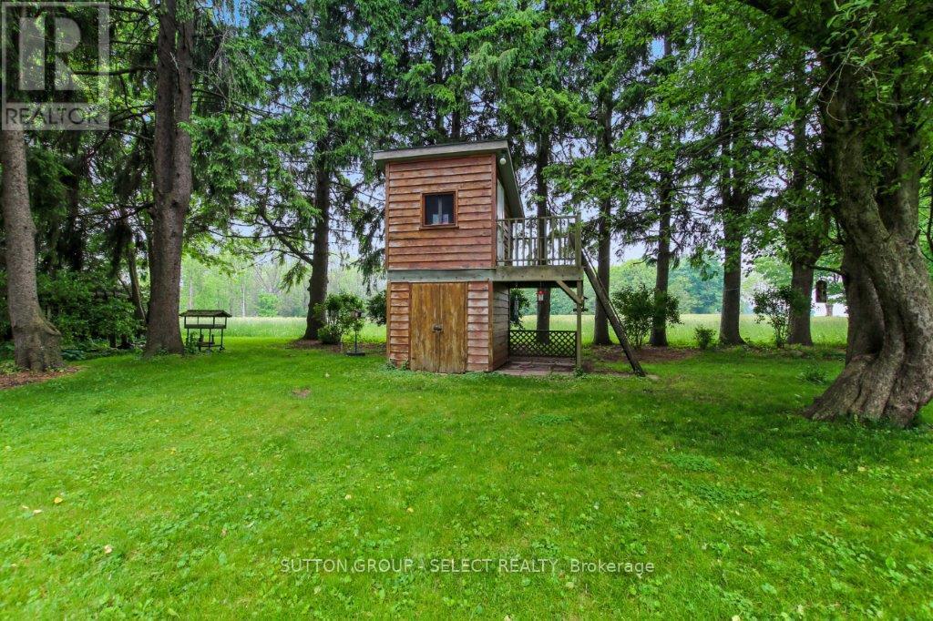 23471 Heritage Road, Thames Centre, Ontario  N0M 2P0 - Photo 5 - X12207780