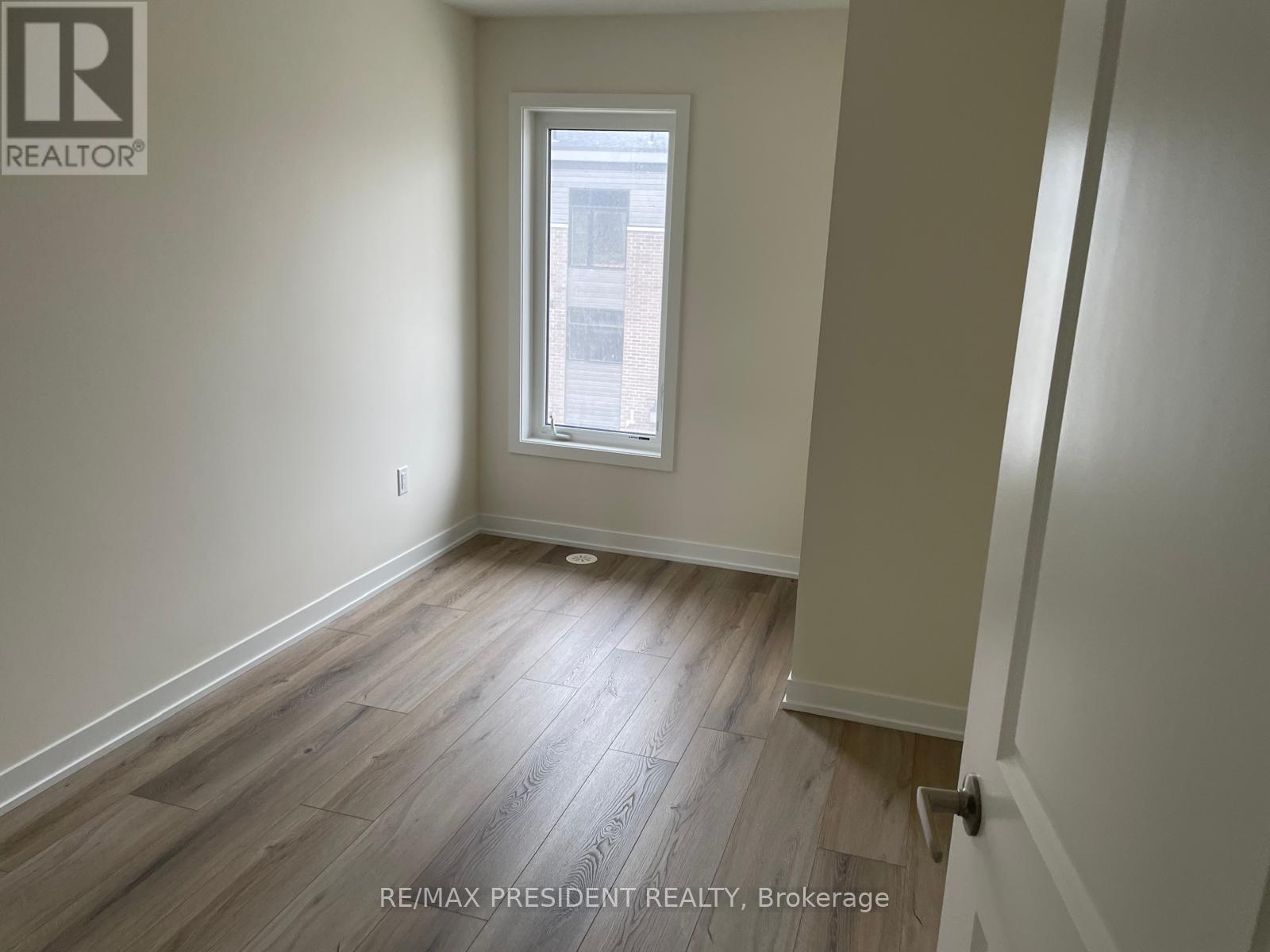 402 - 1695 Dersan Street, Pickering, Ontario  L1X 0S9 - Photo 6 - E12208663