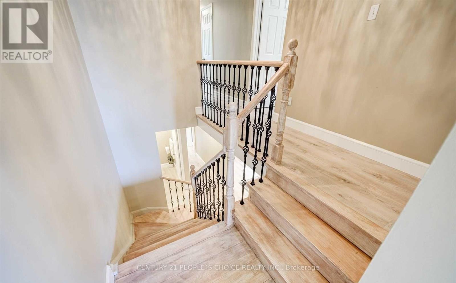 1162 Leewood Drive, Oakville, Ontario  L6M 3B9 - Photo 16 - W12187610