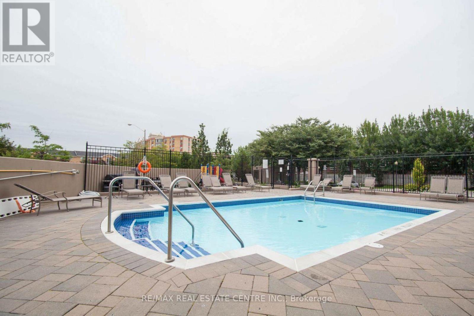 1313 - 220 Forum Drive, Mississauga (Hurontario), Ontario  L4Z 4K1 - Photo 37 - W12208669
