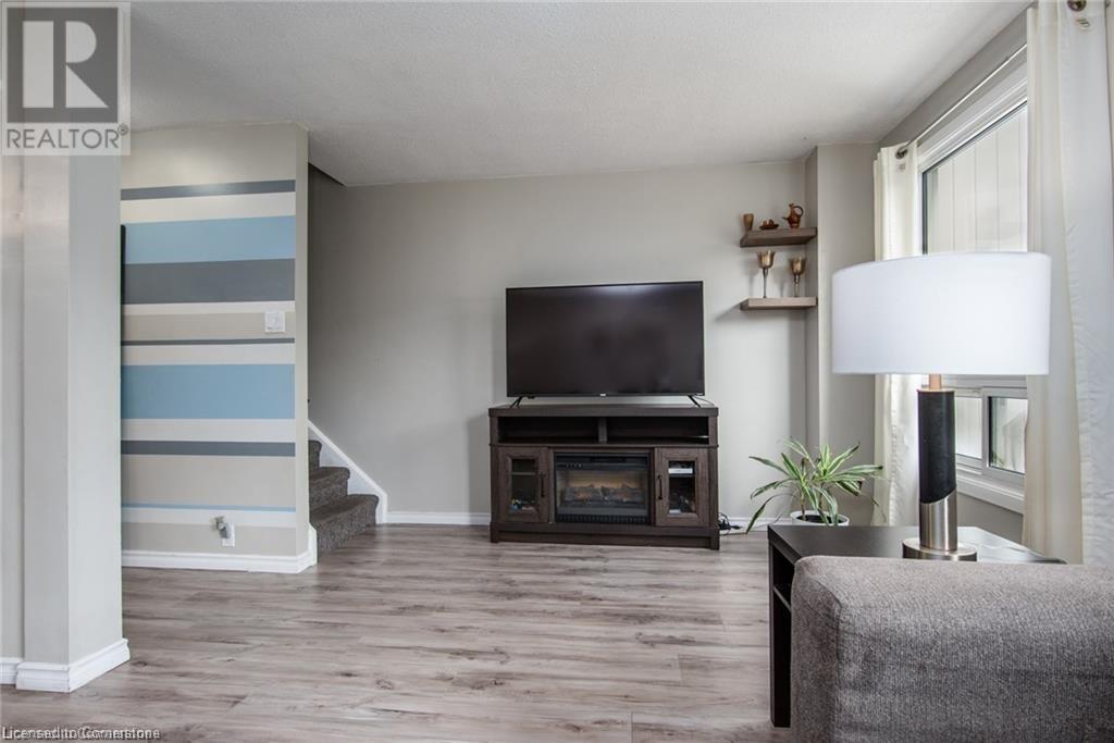 80 Old Country Drive Unit# 14, Kitchener, Ontario  N2E 2E5 - Photo 11 - 40711803