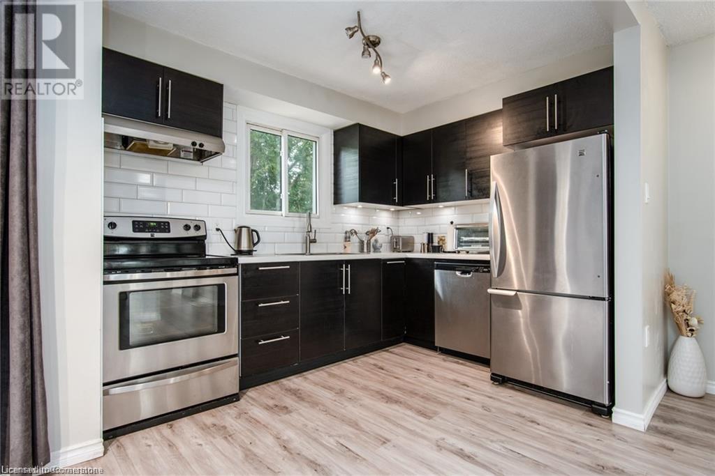 80 Old Country Drive Unit# 14, Kitchener, Ontario  N2E 2E5 - Photo 19 - 40711803