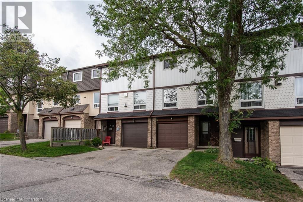 80 Old Country Drive Unit# 14, Kitchener, Ontario  N2E 2E5 - Photo 3 - 40711803