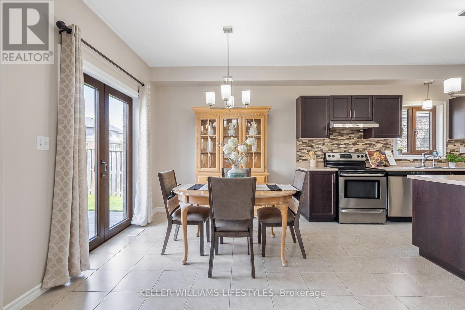 1804 Cedarpark Drive, London North (North D), Ontario  N5X 0H9 - Photo 11 - X12208725