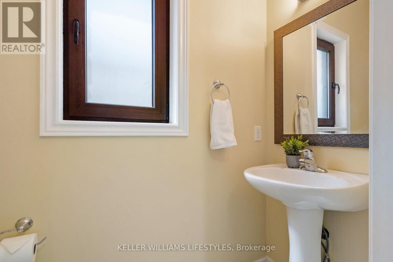 1804 Cedarpark Drive, London North (North D), Ontario  N5X 0H9 - Photo 19 - X12208725