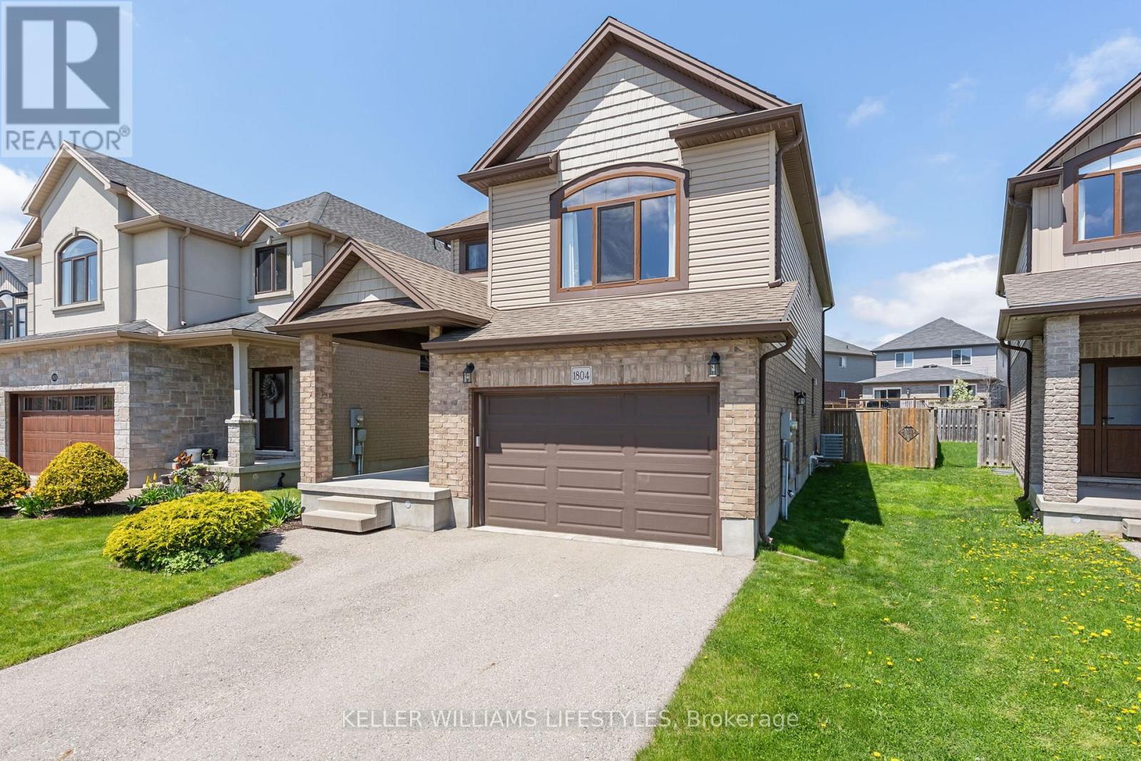1804 Cedarpark Drive, London North (North D), Ontario  N5X 0H9 - Photo 2 - X12208725