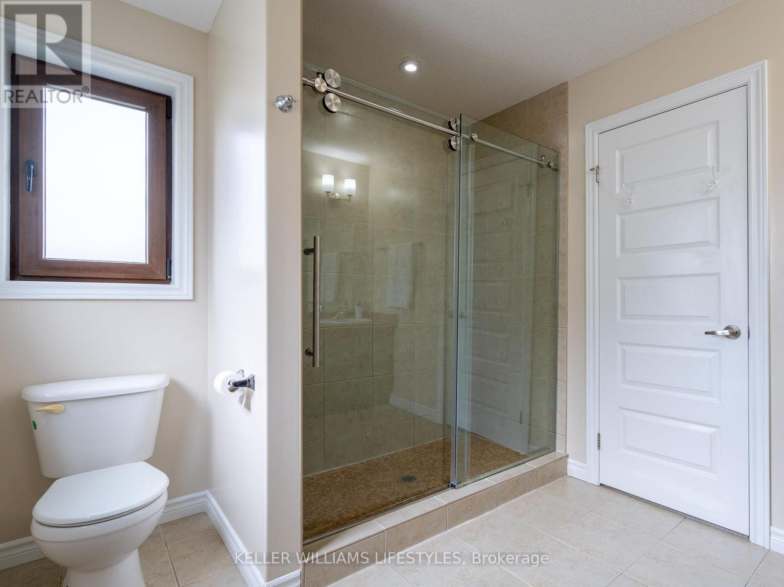 1804 Cedarpark Drive, London North (North D), Ontario  N5X 0H9 - Photo 29 - X12208725