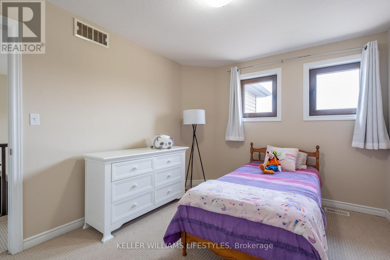 1804 Cedarpark Drive, London North (North D), Ontario  N5X 0H9 - Photo 32 - X12208725