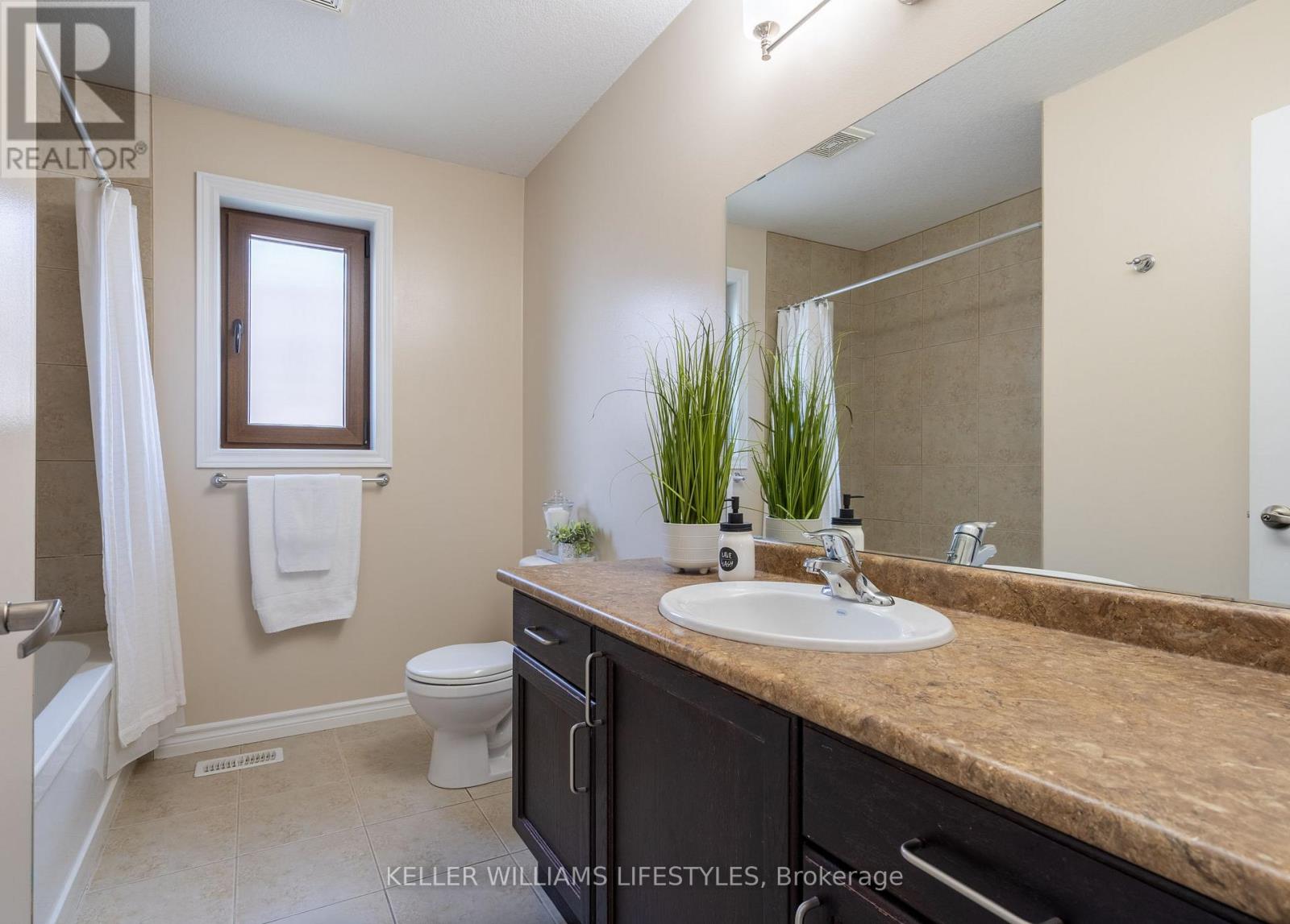 1804 Cedarpark Drive, London North (North D), Ontario  N5X 0H9 - Photo 35 - X12208725