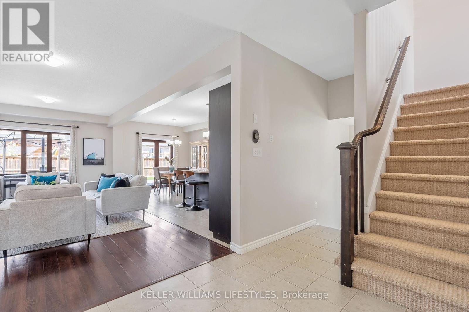 1804 Cedarpark Drive, London North (North D), Ontario  N5X 0H9 - Photo 6 - X12208725