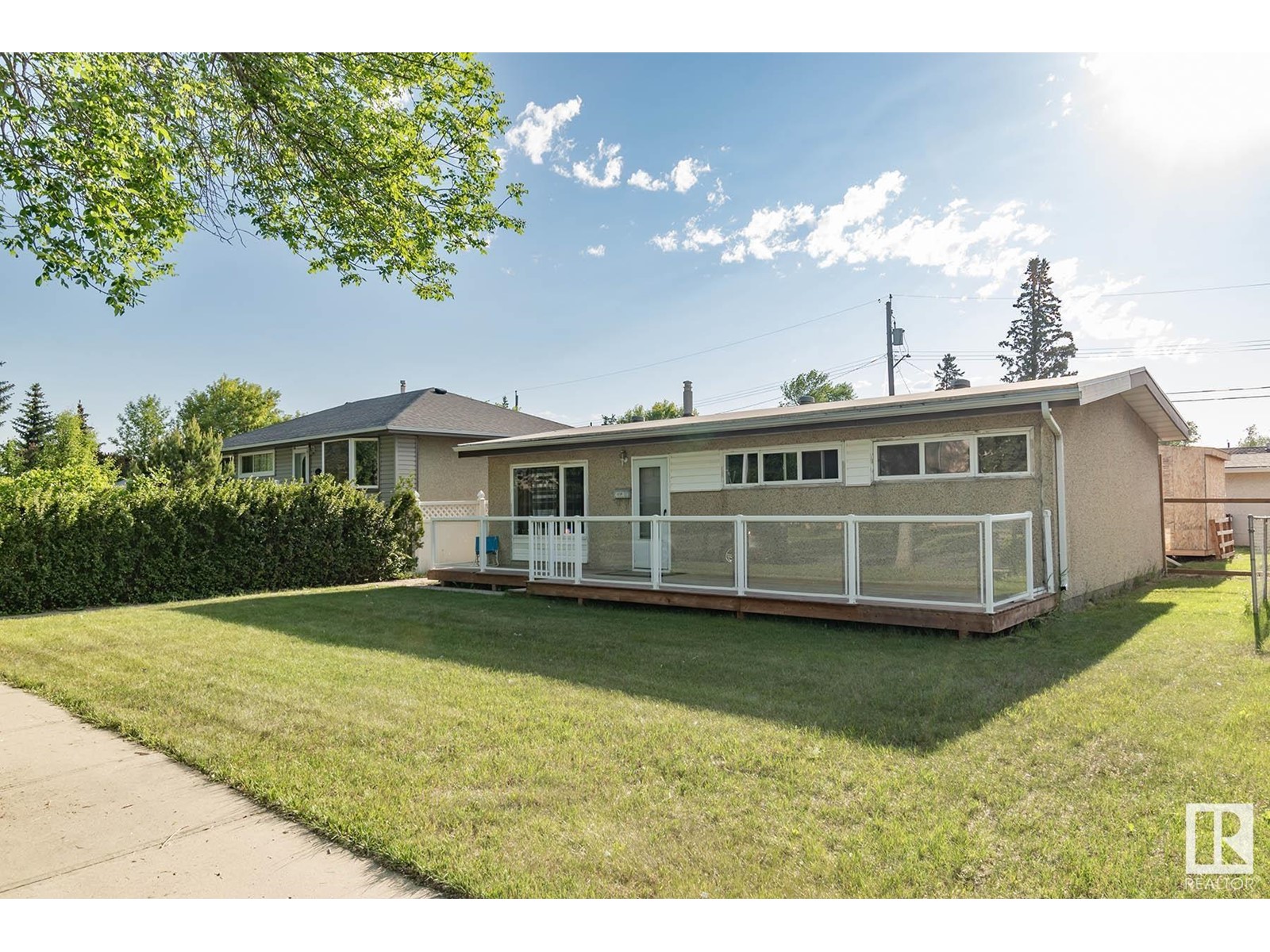 Property at 10941 159 ST NW image 1