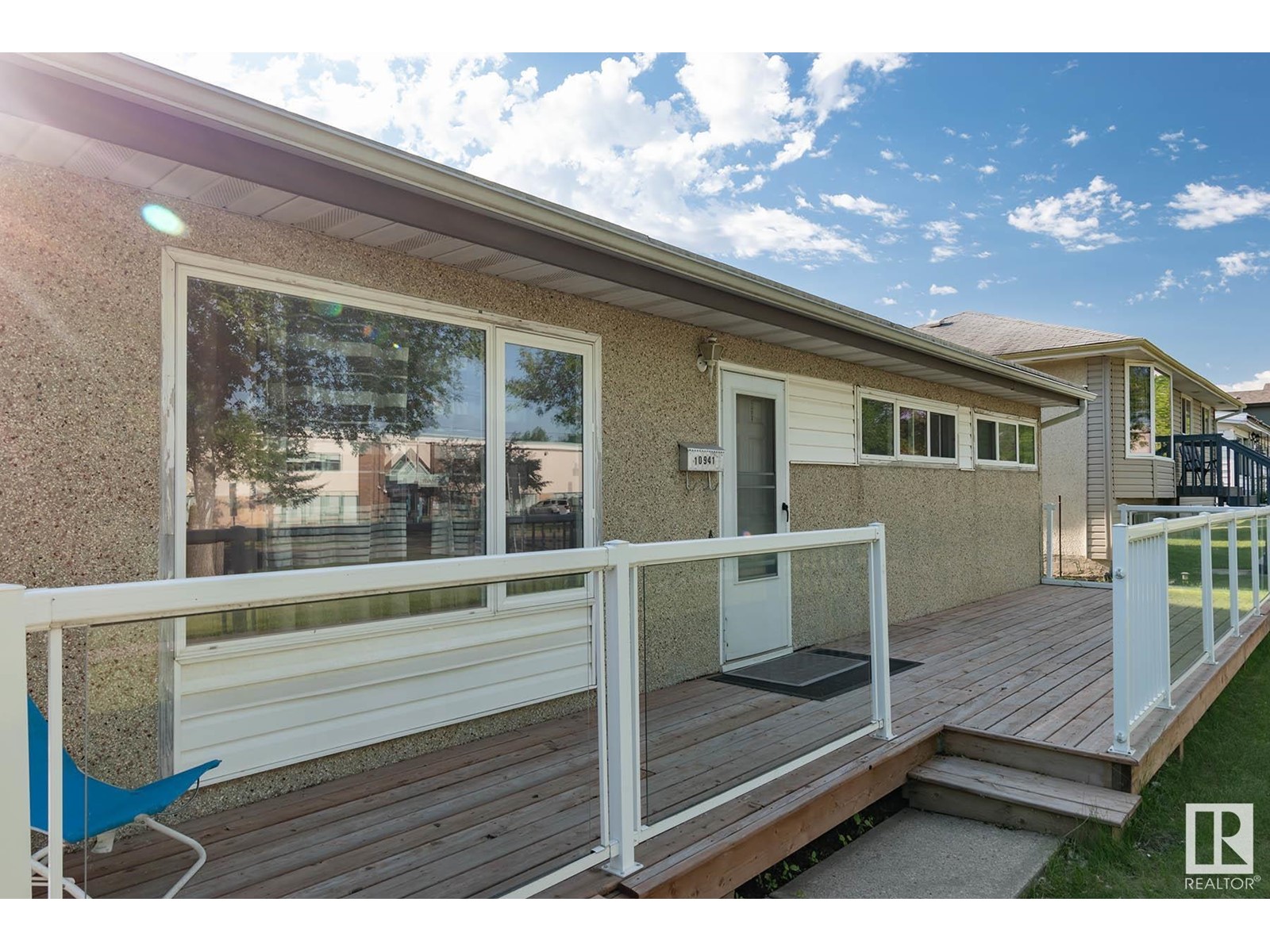 Property at 10941 159 ST NW image 3