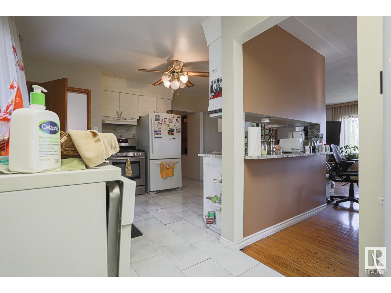 12238 48 St Nw, Edmonton, Alberta  T5W 2Z4 - Photo 7 - E4441433